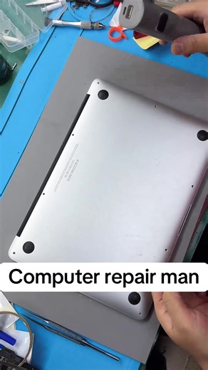 Expert MacBook Repair Services for Vintage Models