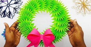 How To Make An Easy DIY Paper Christmas Wreath