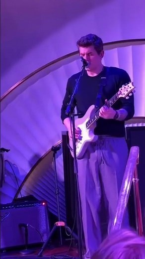 JOHN MAYER peforms GRAVITY at Formula 1 Grand Prix Las Vegas After Party (11/22/2025)