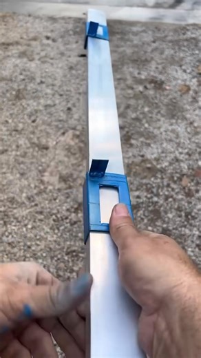 Creative Tips on Instagram: "The mason’s trick to fix crooked window corners Perfect alignment made easy #CaliGarage #WallFix #ProBuilder"