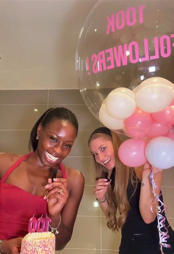 Temi and Anais (@temiandanais)’s video of anais and bobbie