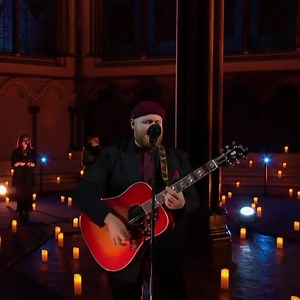 714K views · 38K reactions | A performance on the piano by the Duchess of Cambridge tonight on @itv as she accompanied @iamtomwalker who sang ‘For Those Who Can’t Be Here’ at Kate’s ‘Together at Christmas’ carol concert at @westminsterabbeylondon. • Posted @withregram • @dukeandduchessofcambridge A very special performance of 'For Those Who Can't Be Here' with @IAmTomWalker for #togetheratchristmas | ITV News Royals | Facebook