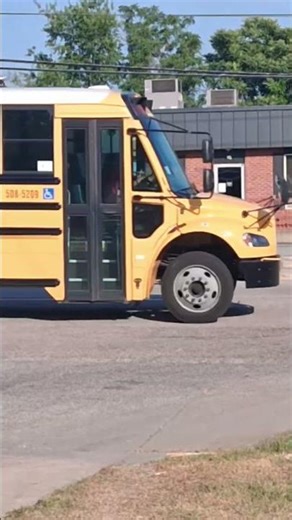 2019 Blue Bird Vision Propane (506-0266) 2022 Thomas C2 (508-5209)