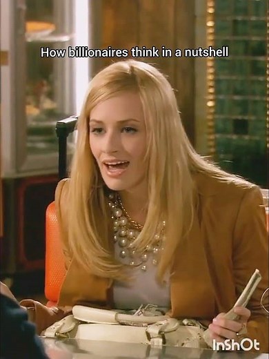 Waitress makes 2 dollars in tips, she rakes more money selling overpriced cupcakes #shorts