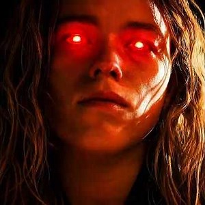 Supergirl goes super destructive to save girl 🥶|Supergirl| #shorts #edit #movie #Supergirl #dccomics