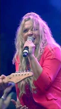 Ednita Nazario - Arecibo , P.R. 2024