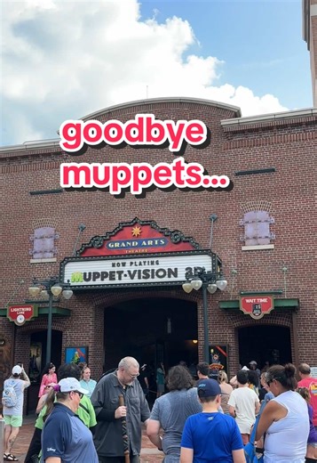 comment your favorite line from the show 🥲 #muppetvision3d #waltdisneyworld #ripmuppets #hollywoodstudios #kermitthefrog #muppetshow #misspiggy #gonzo #jimhenson #orlando #muppetcourtyard