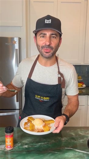 Have you tried the timeless New Orleans favorite, Bananas Foster?🍌🍦 Ingredients: 4 medium-sized ripe bananas 1/2 cup butter 1 cup packed light brown sugar A dash of Kiss Ya Mama seasoning 1/4 cup banana liqueur 1/2 cup rum Vanilla ice cream Directions: -Cut bananas in half crosswise, then lengthwise. -Melt butter in a large skillet over medium heat. -Add brown sugar and cook, stirring constantly, for 2 minutes. -Add bananas to the skillet and sprinkle with @kissyamama . Remove the skillet from