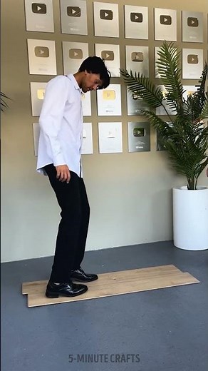 Mastering the Michael Jackson lean technique😬