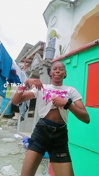 runner girl 🌬🏃‍♀️ (@pretty_gyl_kenken)’s videos with original sound - Black Barbie🖤🩷!¡