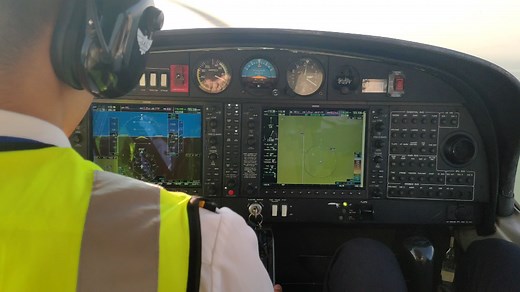 DA40钻石飞机起落航线航校落地学习
