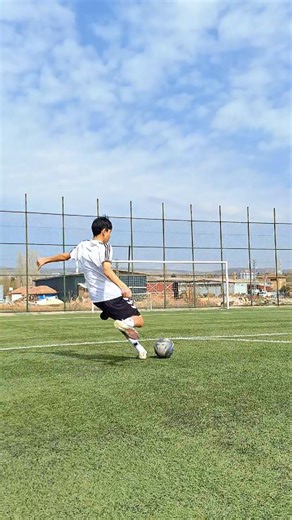 The Best Save You'll See Today🤤 #football #footballplayer #keşfetedüş #viral #fyp #foryou