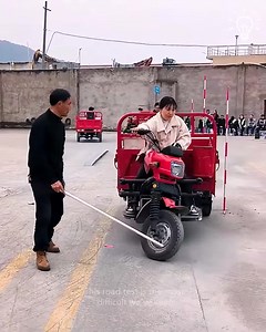 Passing this driving test isn't that easy! | Classic Cartoons