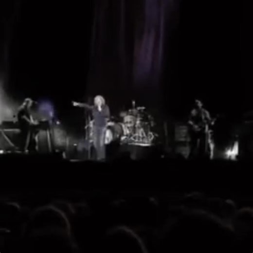 Simply Red - You Make Me Feel Brand New | Music Madness