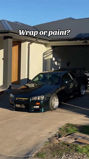 Full Wrap in British Racing Green for R34 Skyline