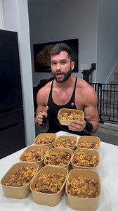 548 calories 55 g of protein 12 fats 55g carbs makes 10 meal preps This is going into my cookbook Meals like this go into my meal plans Chili mac & cheese meal prep Ingredients 3lbs 96/4 ground beef 1 cancream of chicken 2 cans of rotelle tomatoes 2 cans, kidney beans 8 ounce bag, Velveeta cheese 8 ounce bag fat free cheddar cheese 100g 1/3 fat cream cheese Garlic salt, black pepper 1 pack of chili seasoning Instructions 1. Cook your beef seasoned with one pack of chili seasoning, salt, and pepp