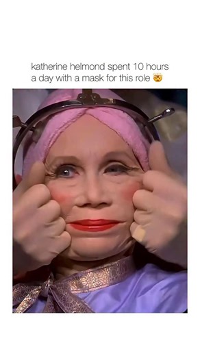 Films | Movies | TV Series 🎭 on Instagram: "Info👇 follow (us) 👉 @findingoodfilmsdaily for daily movie recommendations and cinema news!! 🎭 Movie: Brazil (1985) 🍿 (sci fi / comedy) 2h 22mins Description: Brazil is a 1985 dystopian science fiction black comedy film directed by Terry Gilliam and written by Gilliam, Charles McKeown, and Tom Stoppard. A co-production between the United Kingdom and the United States, the film stars Jonathan Pryce, Robert De Niro, Katherine Helmond, Ian Holm, Bob H