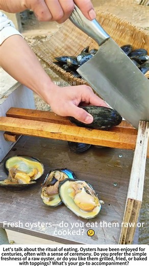 Unlocking the Ocean's Treasure: Shucking an Oyster 🔪🌊