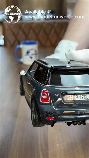 Otto Mobile 1:18 Mini JCW GP2 (R56) Thunder Grey Metallic 2012 (OT497)