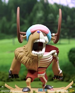 He’s big, he’s strong, it’s the fearsome XXRAY Plus: Monster Point! Admire him in his dissected glory, have you ordered yours yet? Available now on mightyjaxx.com *Sales of this item is limited to: Australia, Canada, China, Hong Kong, Macau, Malaysia, New Zealand, Philippines, Singapore, South Africa, Taiwan, Thailand, and the USA #mightyjaxx #toei #onepiece #chopper #monsterpoint #gummifetus #fhd #strawhatpirates #rumbleball #hitohitonomi #zoandevilfruit | Mighty Jaxx