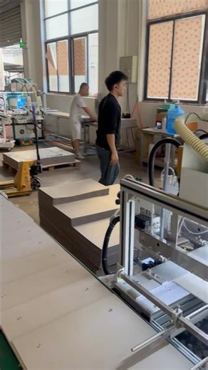 Fully Automatic Magnet Pasting Machine For 950*500mm gray board #boxmaker #boxmaking #casemaker