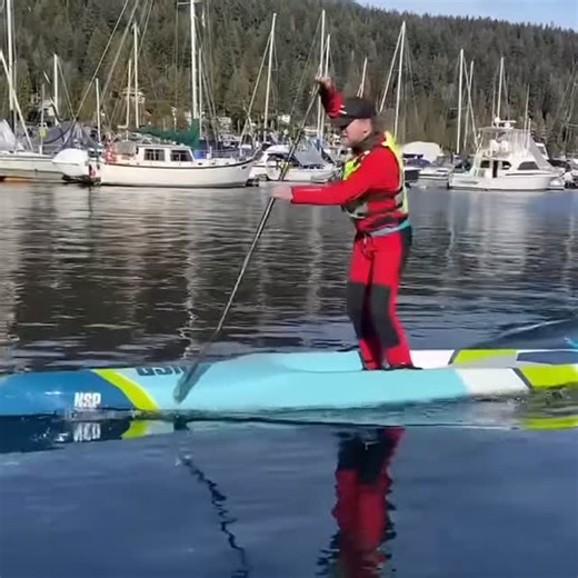 Blackfish Paddles on Instagram: "Cold water SUP 🐻‍❄️ 🧊 Blackfish own Peter Allen @sup_n_irish breaks down why winter paddling is not only possible - but special. 👌Fewer crowds. 🏔️ Wild scenery. 🎯 Right gear, right mindset. Revisiting his top tips for cold water paddleboarding in @totalsup 👉 https://www.totalsup.com/news/top-tips-for-cold-water-sup-from-blackfish-paddles/ #coldwatersup #blackfishpaddles #paddlerstothecore"