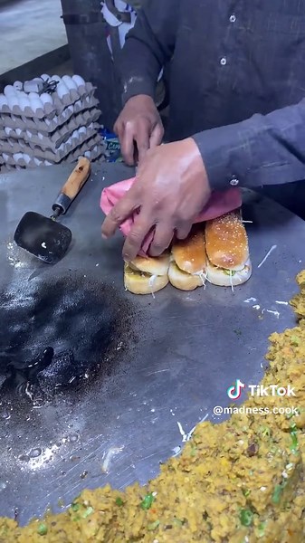 making burger #cook #cooking