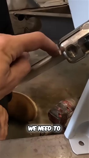 1.1K views · 20 reactions | Steering Setup Problems & Fixes Explained!#hotrod #1932roadster #32roadster #earlyford #traditionalhotrod #yblock #diygarage #car #automotive #carbuild #classiccar #cargirl #carobsessed #carrestoration #hotrodshop #carfamily #ford #racgarage | Rhode Alliance Customs | Facebook