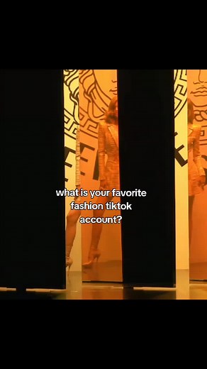 models for #atelierversace Spring 2012 #supermodel #model #runway #fashion #fashiontiktok #runwaywalk #supermodelos #90s #00s #Edit #supermodels #models #foryoupage❤️❤️ #fyp #viral #viral_video #giselebündchen #hazmeviraltiktok