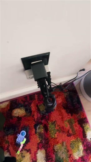 Installing linux in my house #jokes