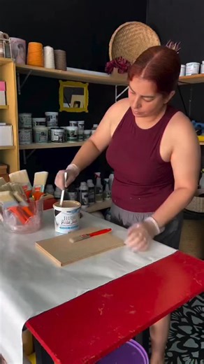 A tinta que parece ouro líquido Decora Pinta Tudo @transfix_hobbyart Compre diretamente no @escutaoveio cupom de desconto MARCIACRIS5 | Canal Márcia Cris