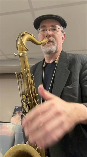 Saxophonist Greg Fishman shows you Hip Lick #66 from his book, “Hip Licks for Saxophone.” In this video lesson, I show you Hip Lick #66 and break the lick down so that you can understand how I arrived at the lick by following my ear. The chord progression is: Emi7b5 A7b9 / Dmi The basic line I heard to highlight the progression was a simple voice leading line: Bb A G F E D Add the notes above to the chords: Emib5 play Bb A7b9 play A G Dmi play F E D Here's the full lick #66, broken down by notes