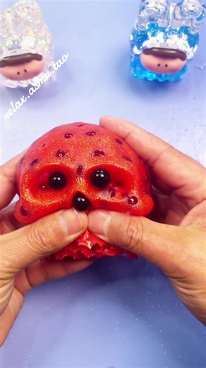 Red represents confidence, strength, passion and love. I hope all your grievances and sorrows will be released slowly with it. Come on#relax #Heal #Voice #diy #asmr