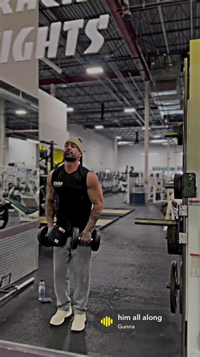 Effective Shoulder Workouts for Rounded Deltoids