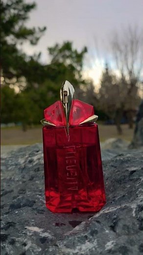 Alien Fusion Mugler #music #80smusic #song #rock #parfum #fragrance #perfume #mugler #alien