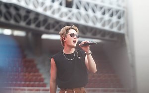 2022.10.15 OCTOPOP2022 Krist完整版超燃表演，最闪耀的星（三首歌）