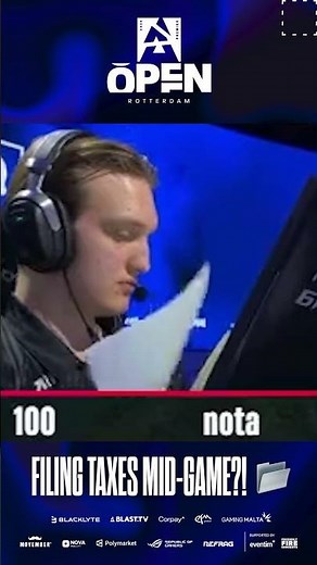 First CS player to file his taxes mid-tournament 📂👀 ‪@PARIVISIONCS2‬