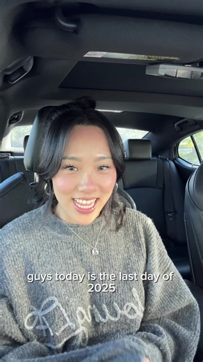 Nail Art Inspirations for the New Year Celebrations