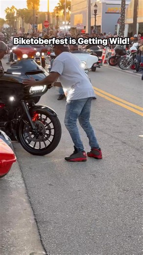 Biketoberfest Getting Wild! | CycleDrag