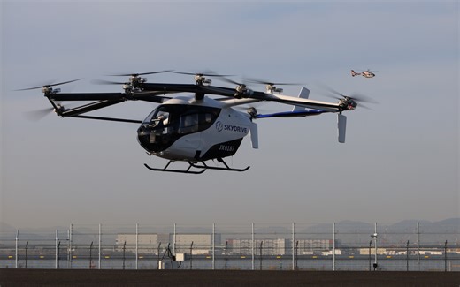 SkyDrive、空飛ぶクルマのフライト 大阪・関西万博会場で初披露