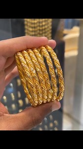 Gorgeous gold bangles set 💖💖✨✨✨ #bright_jewellery #viralreels #reelsvideo #trendingreels #foryoupageシ #jewellerydesign #jewellerycollection #bridaljewellery #jewellery #bangleset | Bright Jewellery