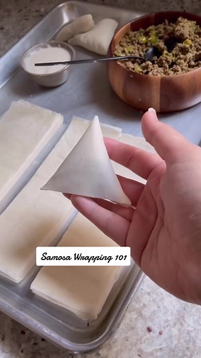Keema Samosa Wrapping Instructions | Blend of Spice