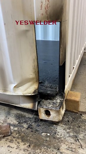 5.8K views · 197 reactions | YesWelder.com How did this happen廊 Credit to @bonanywelding(TikTok) Join the YesWelder welding group on Facebook to explore more! Tag us @yeswelder for a chance to be featured #yeswelder #weld #welding #weldinglife #weldingmostwanted #weldingmachine #weldingtipsandtricks #welderup #welder #welderlife #weldingrigs #tig #mig #migwelder #tigwelder #safetyfirst #stickwelder #pipeline #pipewelder #safety | YesWelder | Facebook