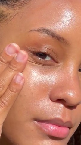 RMS Beauty Supernatural Radiance Serum SPF 30 - Lightweight Hydrating Facial Sunscreen with Antioxidants, Natural Glow Enhancer, Broad Spectrum UVA/UVB, 1 oz