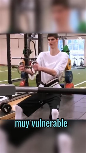 The tallest teenage basketball player! 🏀📏 | Mark Scott