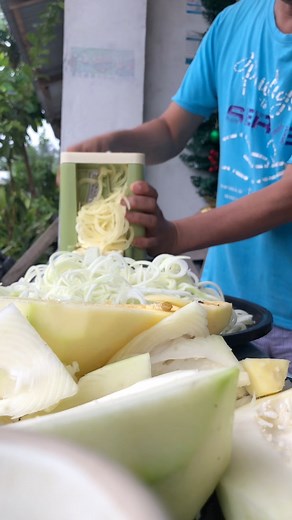 1.6K views · 53 reactions | Sauteed Papaya Strips with Sardines #pinobrengPagkaon #pinobreperolami #pinobre #papaya #sardinas #sardinaslangsakalam | Neil-r McLaren Pal | Facebook