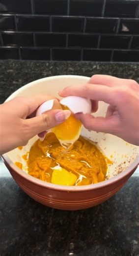 Healthy pumpkin pie 🎃 #cooking #healthy #asmr #fall #aesthetic