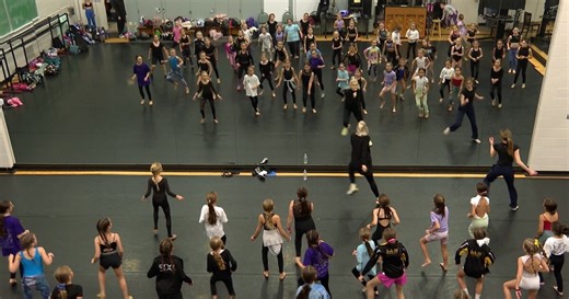 Dancers Give Back raising money for cancer research and patient support one eight count at a time