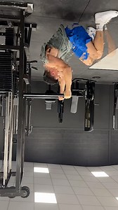 Triceps dips 🙏 | Tibo Inshape