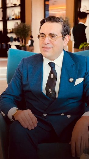 3.7K views · 328 reactions | Make the right choice  Comment “set up” to start your business today! | Alessandro Rocco Pietrocola | Facebook